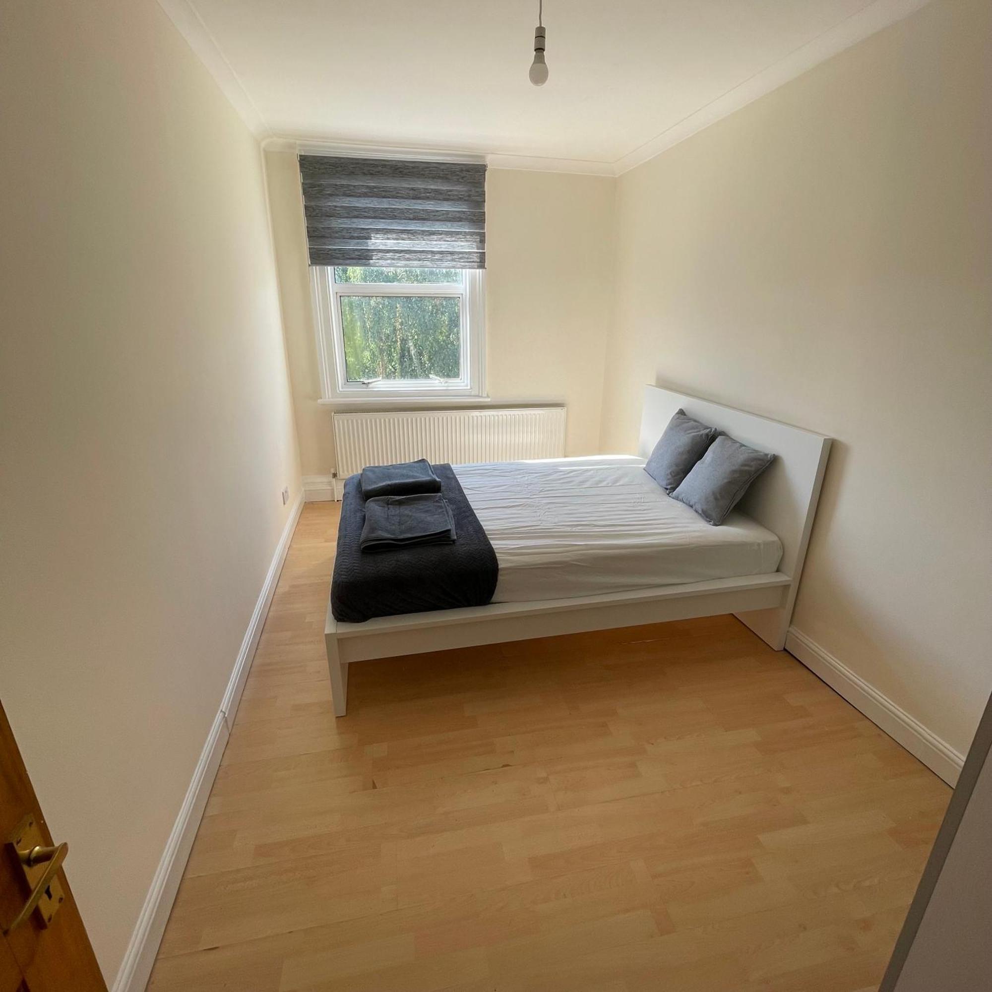 Entire 3 Bedroom Home - Minutes To Emirates Stadium! 런던 외부 사진